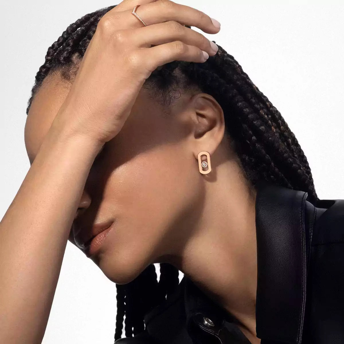 [ECHO]So Move Diamond Earrings in Yellow Gold