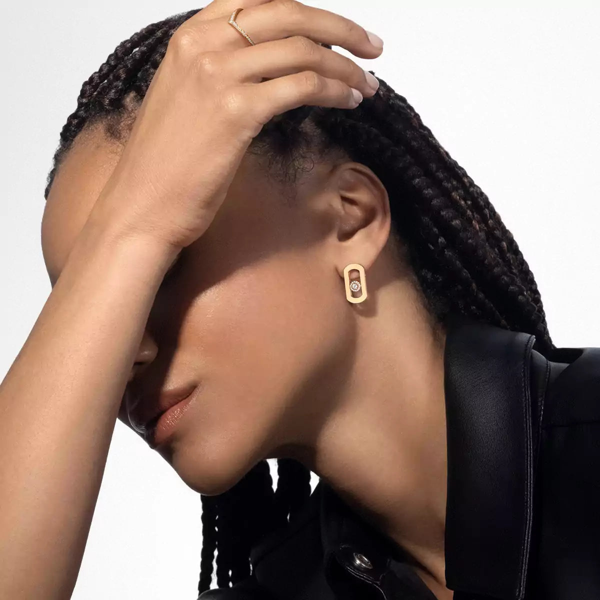 [ECHO]So Move Diamond Earrings in Yellow Gold