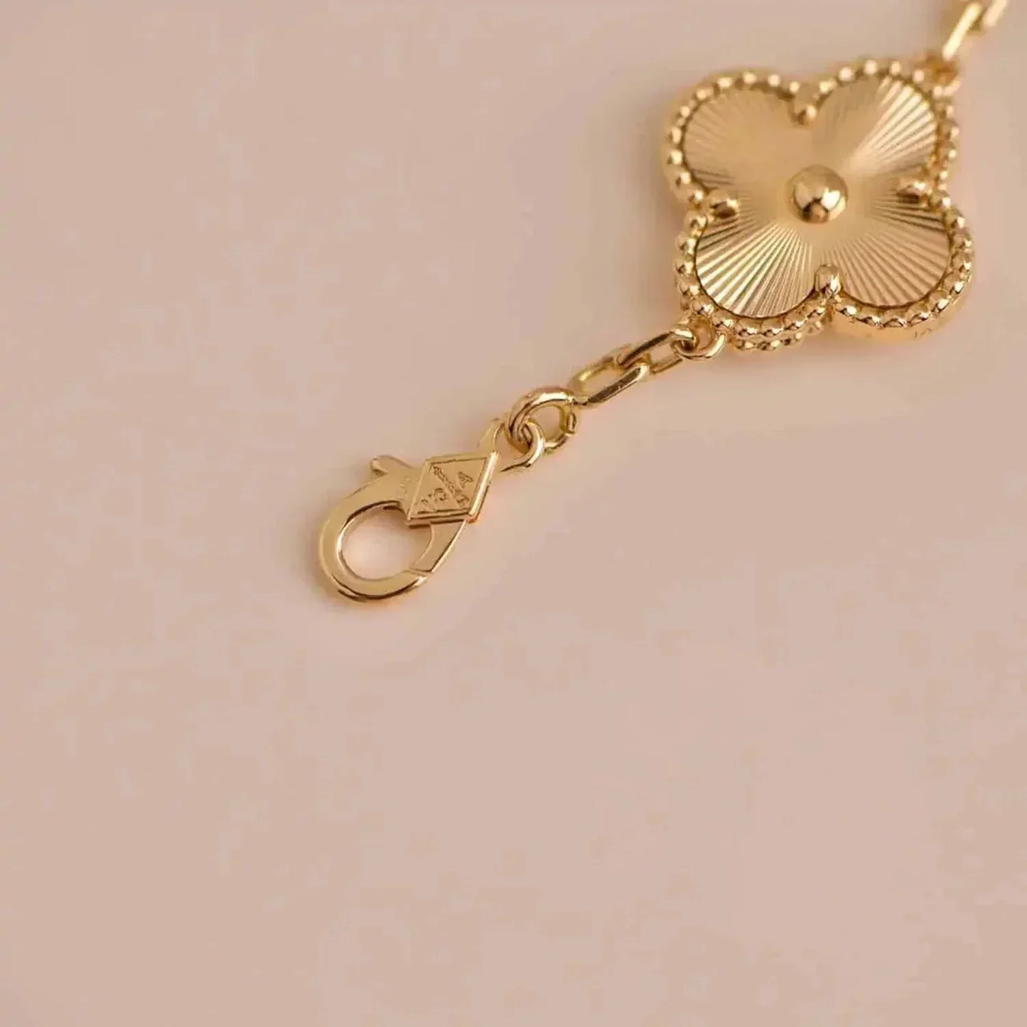[ECHO ]CLOVER 5 FLOWERS LASER BRACELET