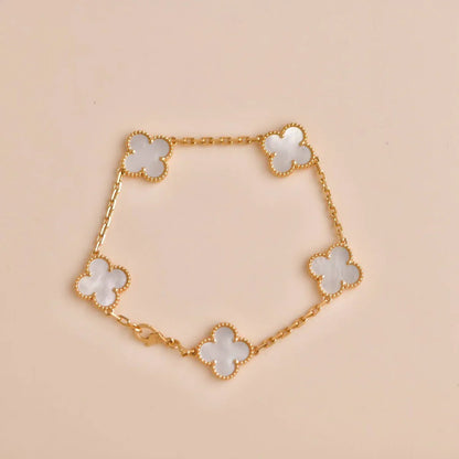 [ECHO ]CLOVER WHITE PEARL MOP 5 MOTIF BRACELET COLLECTION