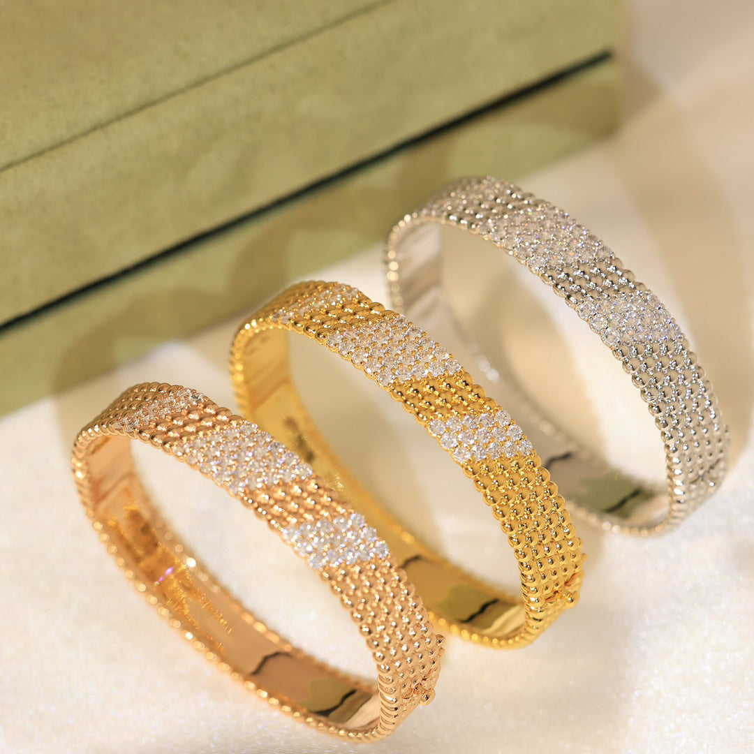[ECHO]  FIVE-ROW DIAMOND BRACELET