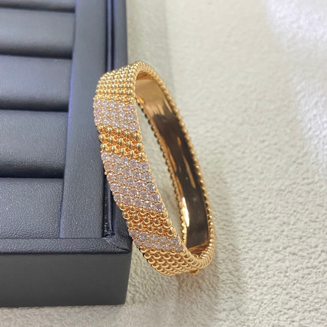 [ECHO]  FIVE-ROW DIAMOND BRACELET
