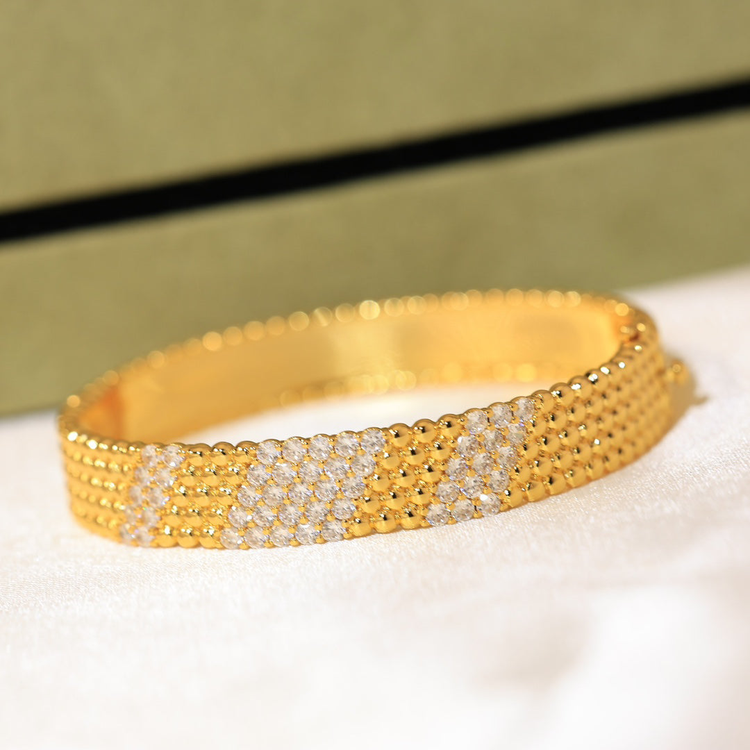 [ECHO]  FIVE-ROW DIAMOND BRACELET