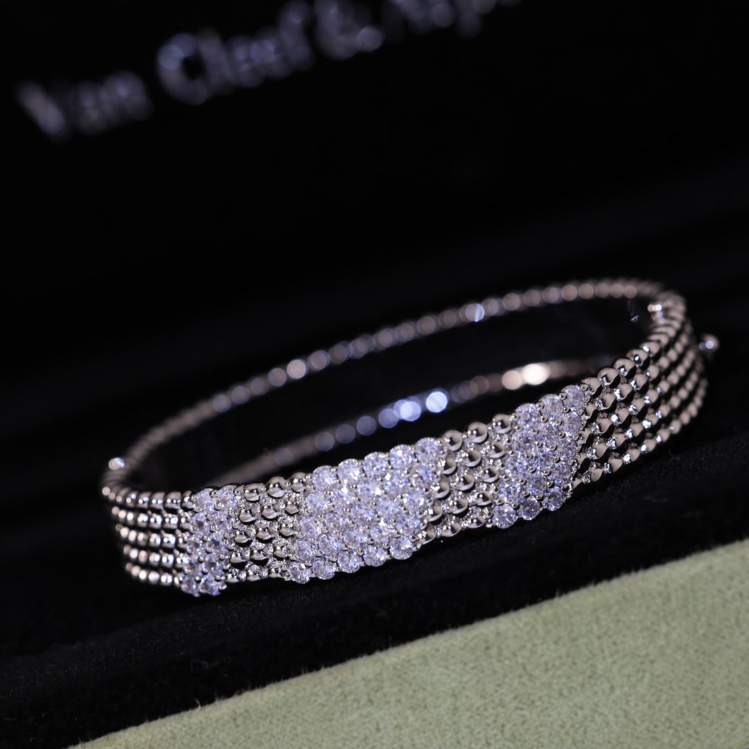 [ECHO]  FIVE-ROW DIAMOND BRACELET