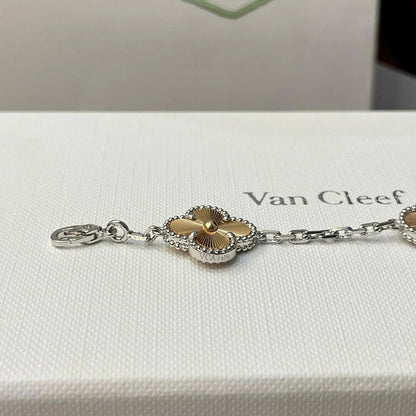 [ECHO ] CLOVER 5 MOTIF LASER BRACELET COLLECTION