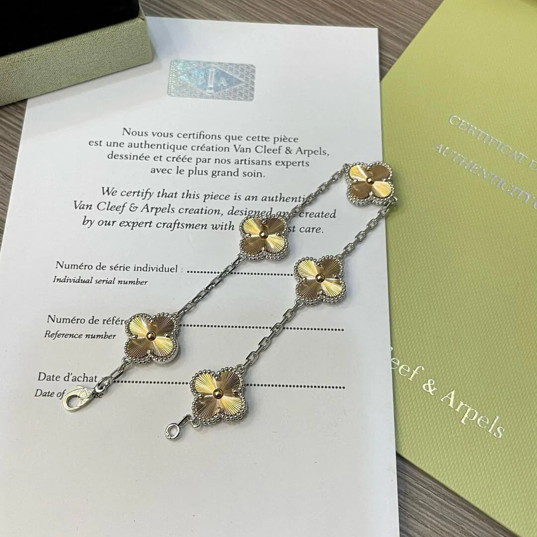 [ECHO ] CLOVER 5 MOTIF LASER BRACELET COLLECTION