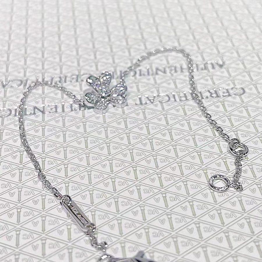 [ECHO ]FRIVOLE SILVER FLOWER DIAMOND BRACELET