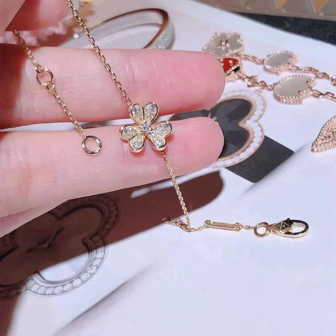 [ECHO ]FRIVOLE GOLD FLOWER DIAMOND BRACELET