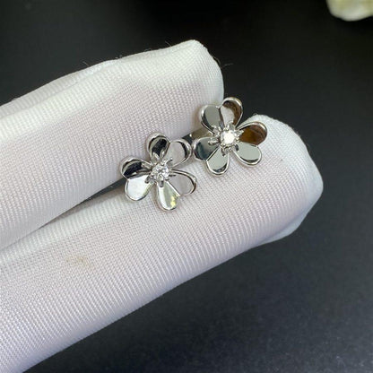 [ECHO ]FRIVOLE MINI SILVER FLOWER EARRINGS