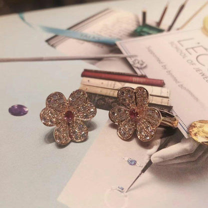 [ECHO ]FRIVOLE PINK GOLD FLOWER DIAMOND EARRINGS