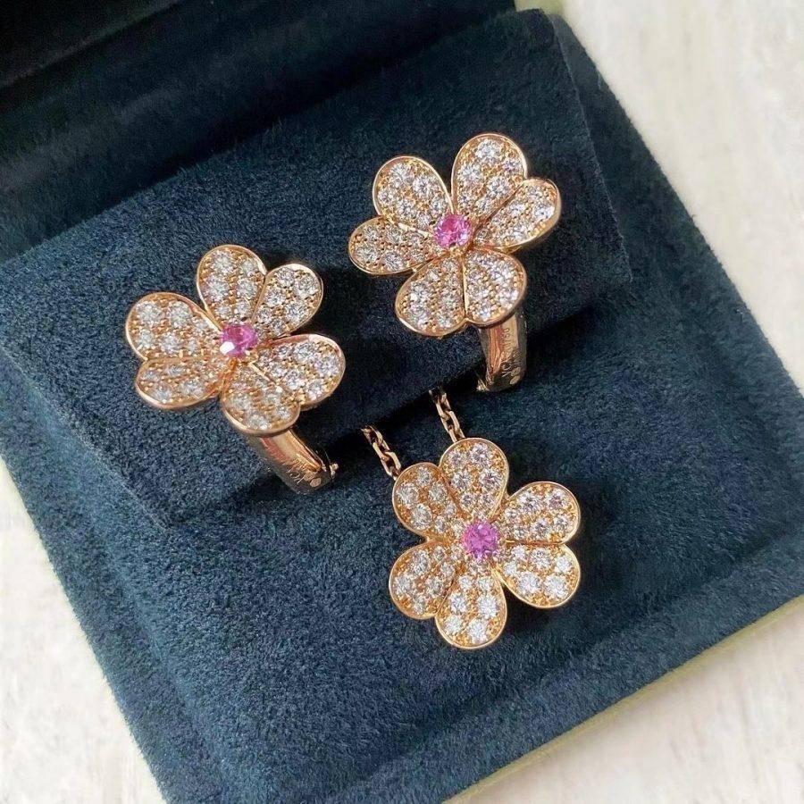 [ECHO ]FRIVOLE ROSE GOLD FLOWER DIAMOND NECKLACE