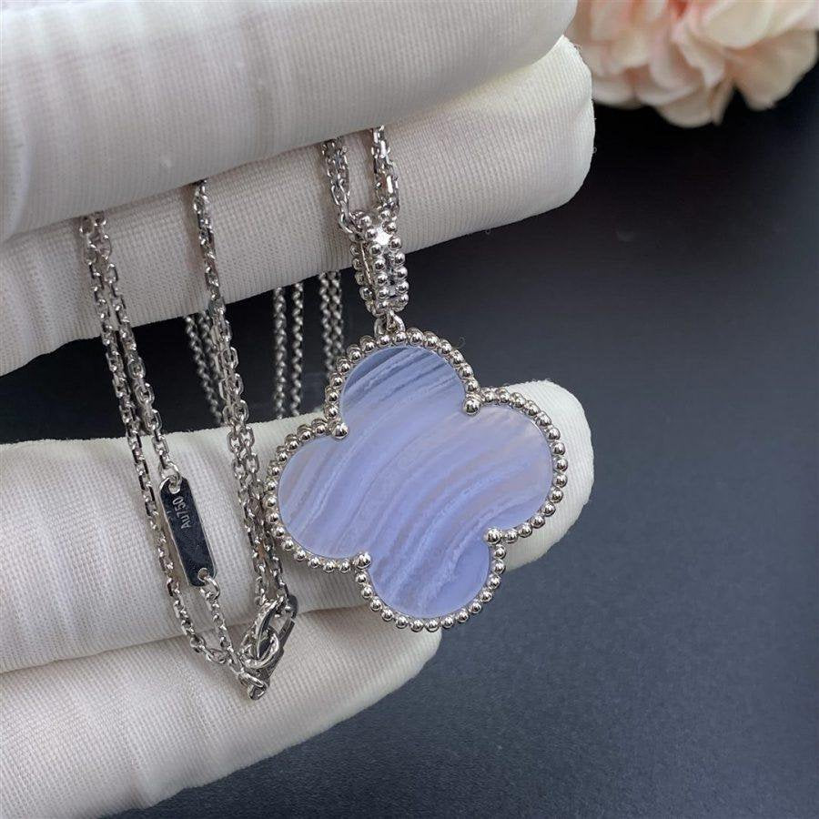 [ECHO ]CLOVER SILVER CHALCEDONY BIG CLOVER NECKLACE