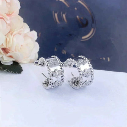 [ECHO ]PERLEE DIAMOND EARRINGS