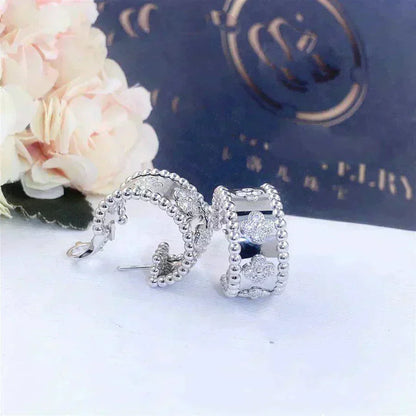 [ECHO ]PERLEE DIAMOND EARRINGS