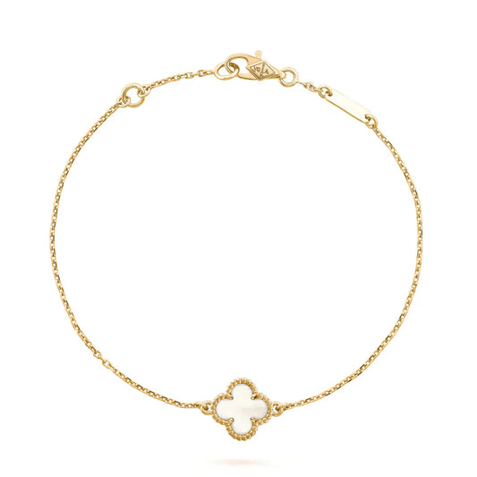 [ECHO ]CLOVER WHITE MOP SINGLE FLOWER BRACELET