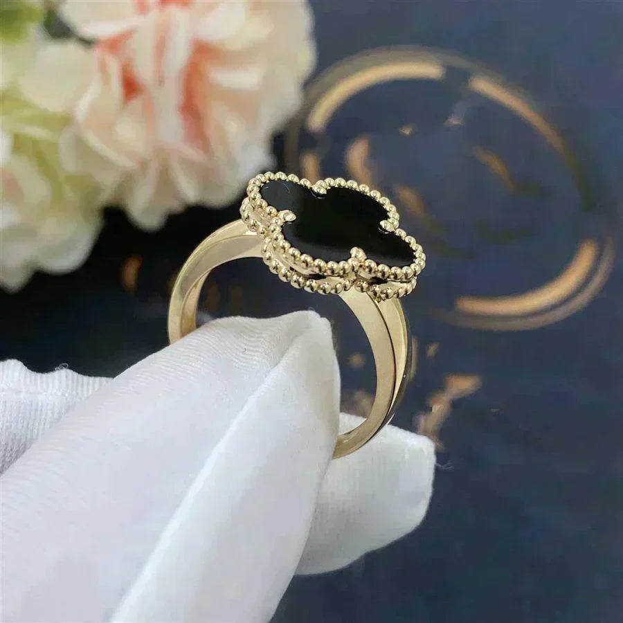 [ECHO ]CLOVER ONYX RING
