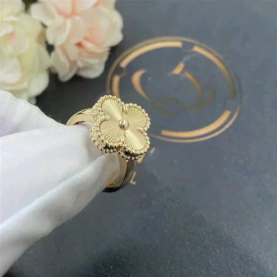 [ECHO ]CLOVER GOLD RING