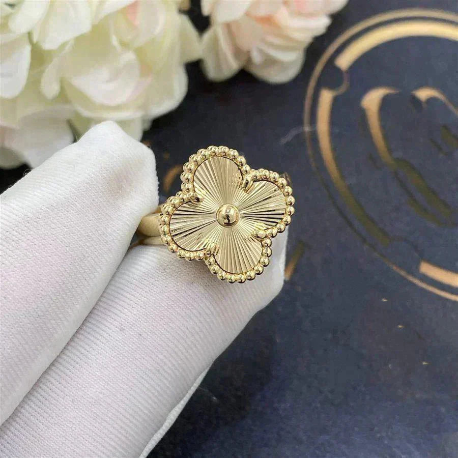 [ECHO ]CLOVER GOLD RING