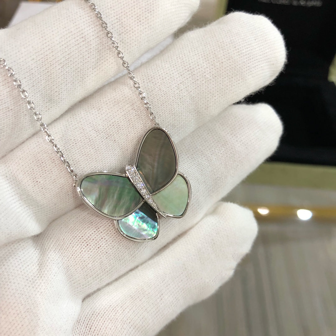 [ECHO ]LARGE BUTTERFLY SILVER PENDANT DIAMOND NECKLACE