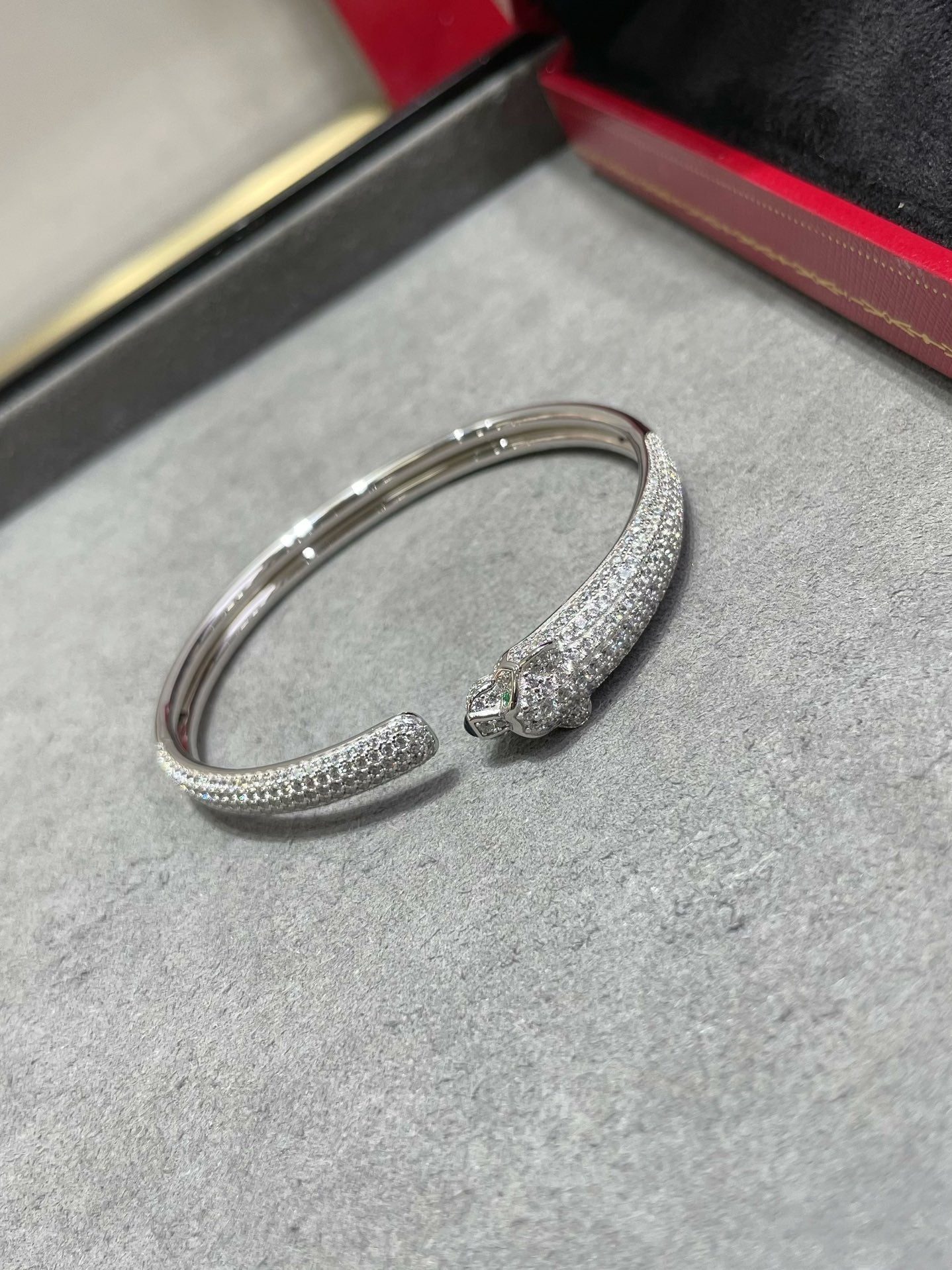[ECHO ]PANTHERE FULL DIAMOND OPEN BRACELET