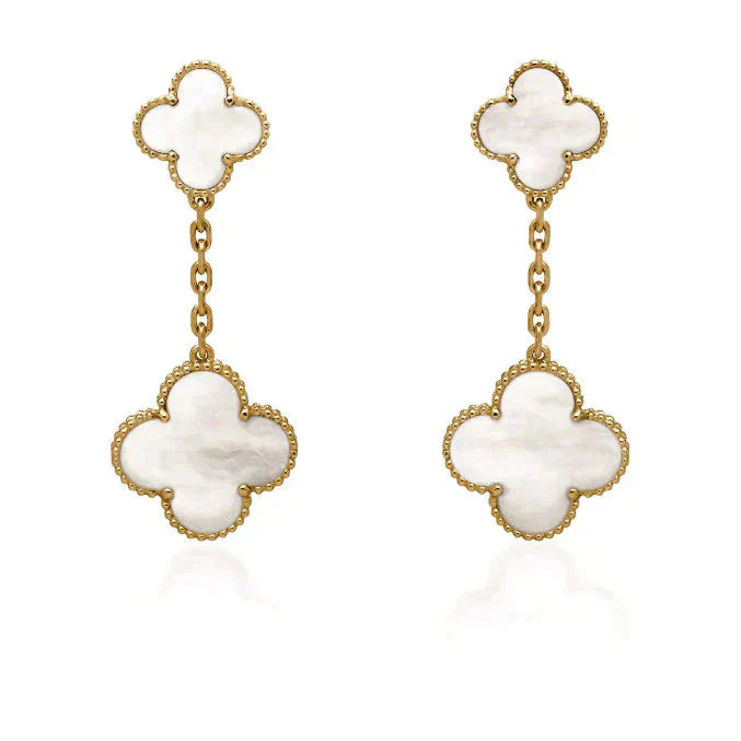 [ECHO ]CLOVER 2 MOTIF WHITE MOP EARRINGS