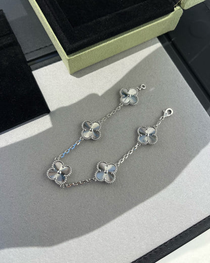 [ECHO ]CLOVER SILVER 5 MOTIFS BRACELET